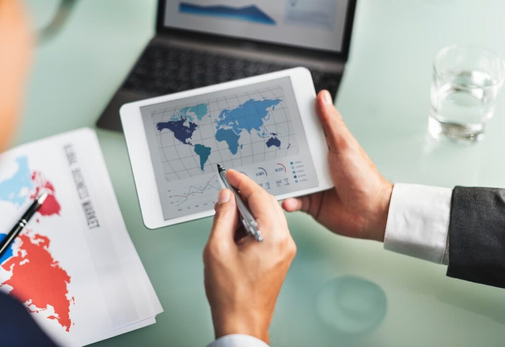 Thumbnail - Para - El Impacto de la Transformación Digital en la Competitividad de las Empresas Latinoamericanas - Por - Wow CX